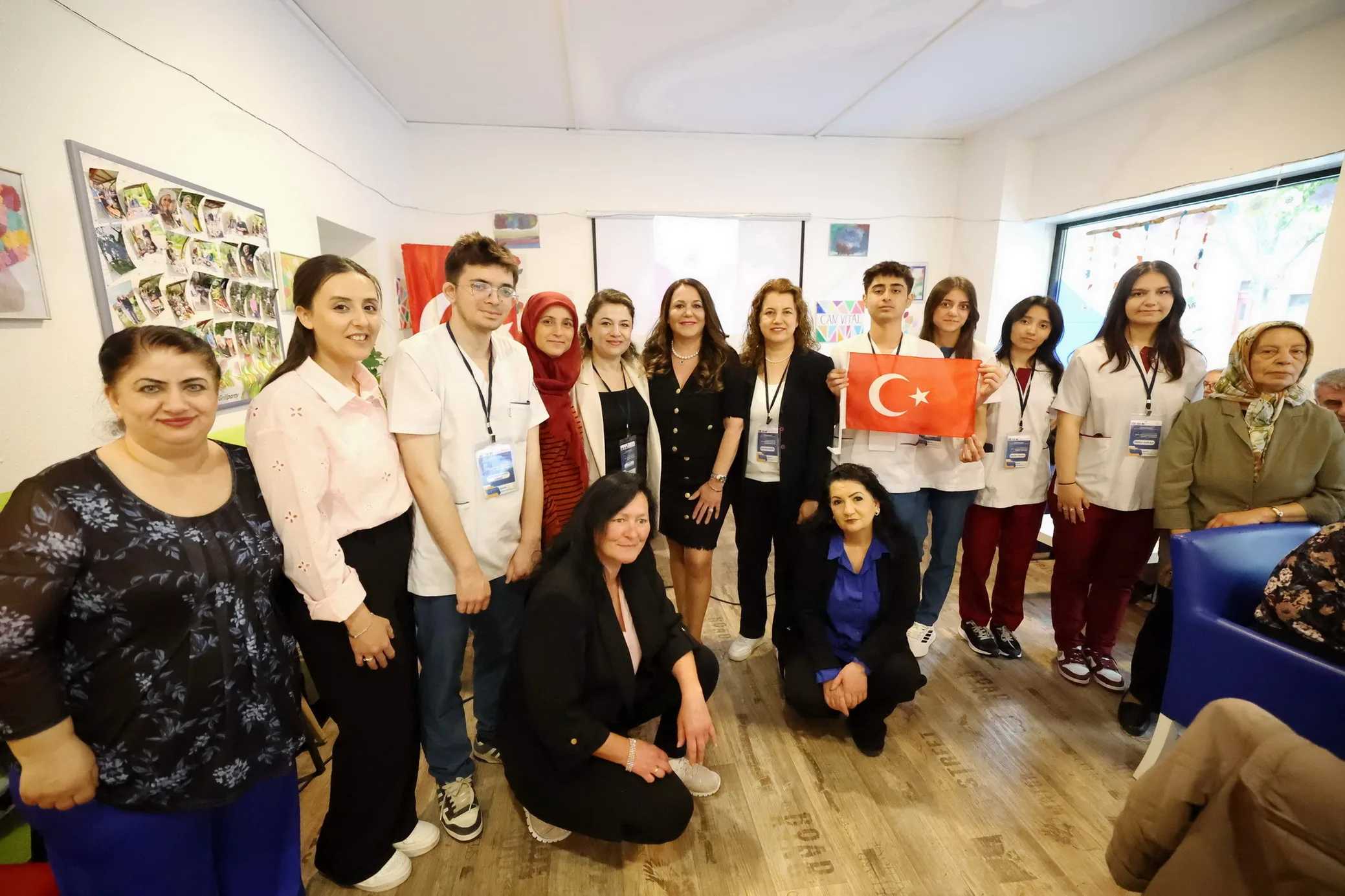Kahramanmaraşlı Genç Sağlıkçılar Berlin’de Sertifikalarını Aldı