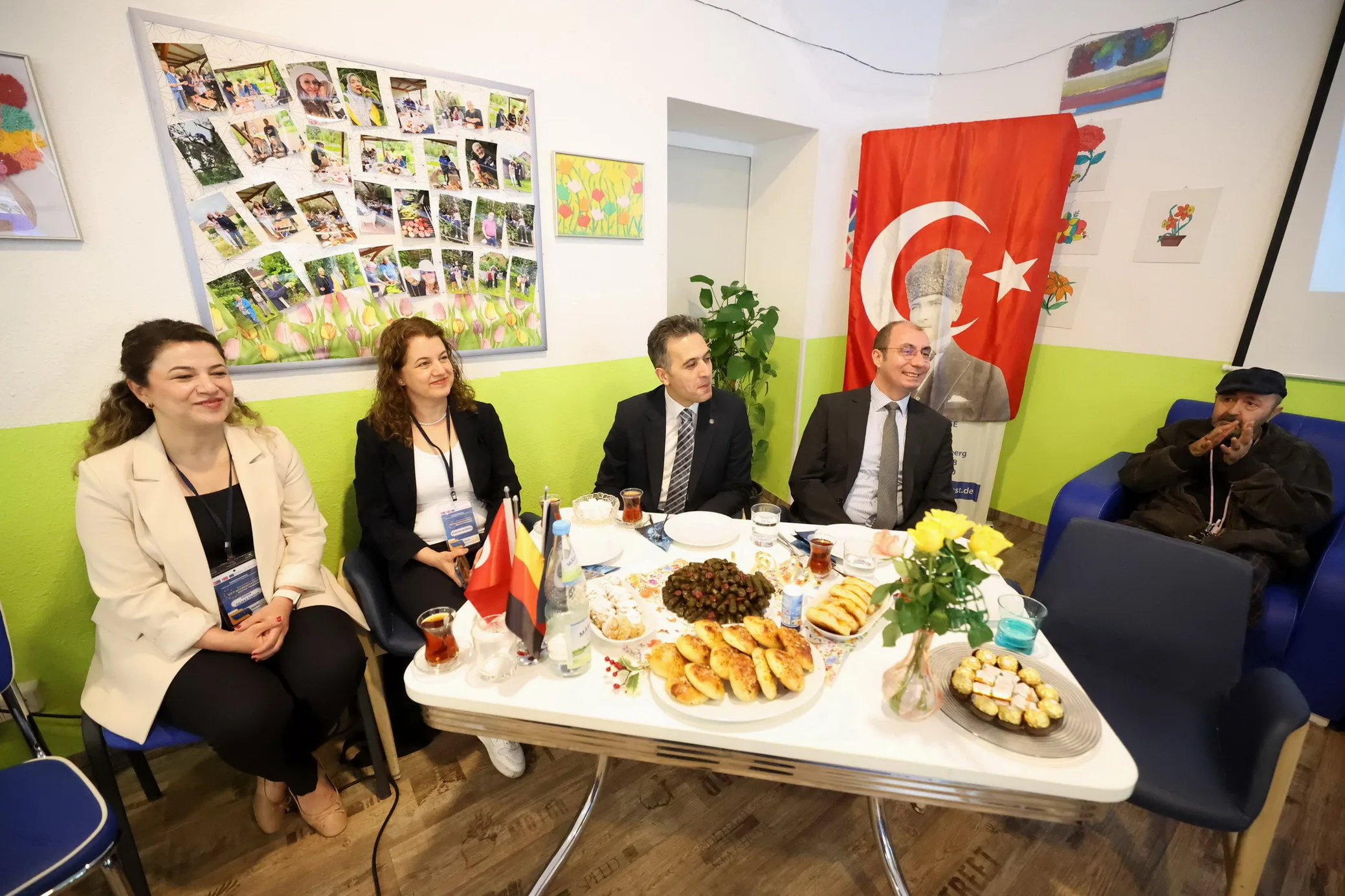 Kahramanmaraşlı Genç Sağlıkçılar Berlin’de Sertifikalarını Aldı