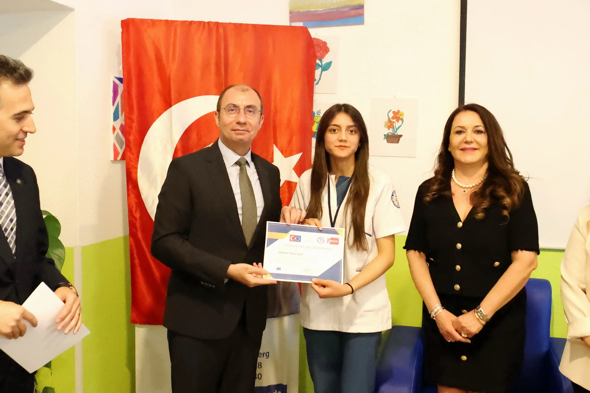Kahramanmaraşlı Genç Sağlıkçılar Berlin’de Sertifikalarını Aldı