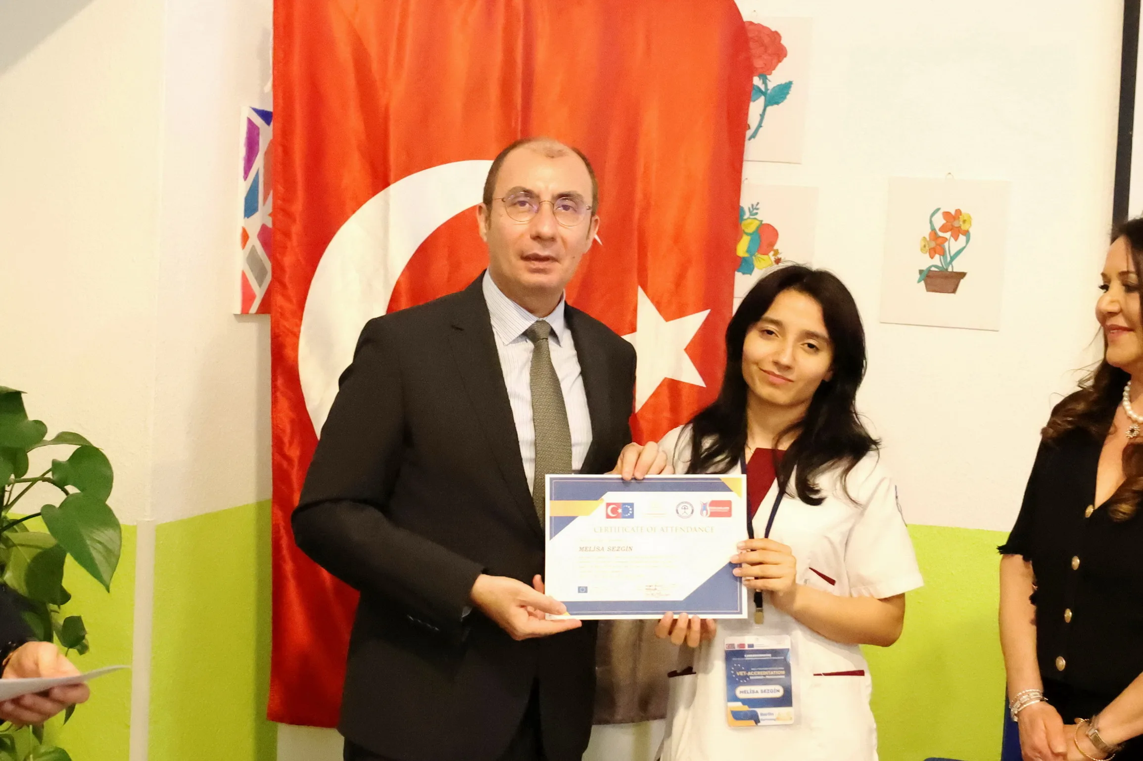 Kahramanmaraşlı Genç Sağlıkçılar Berlin’de Sertifikalarını Aldı
