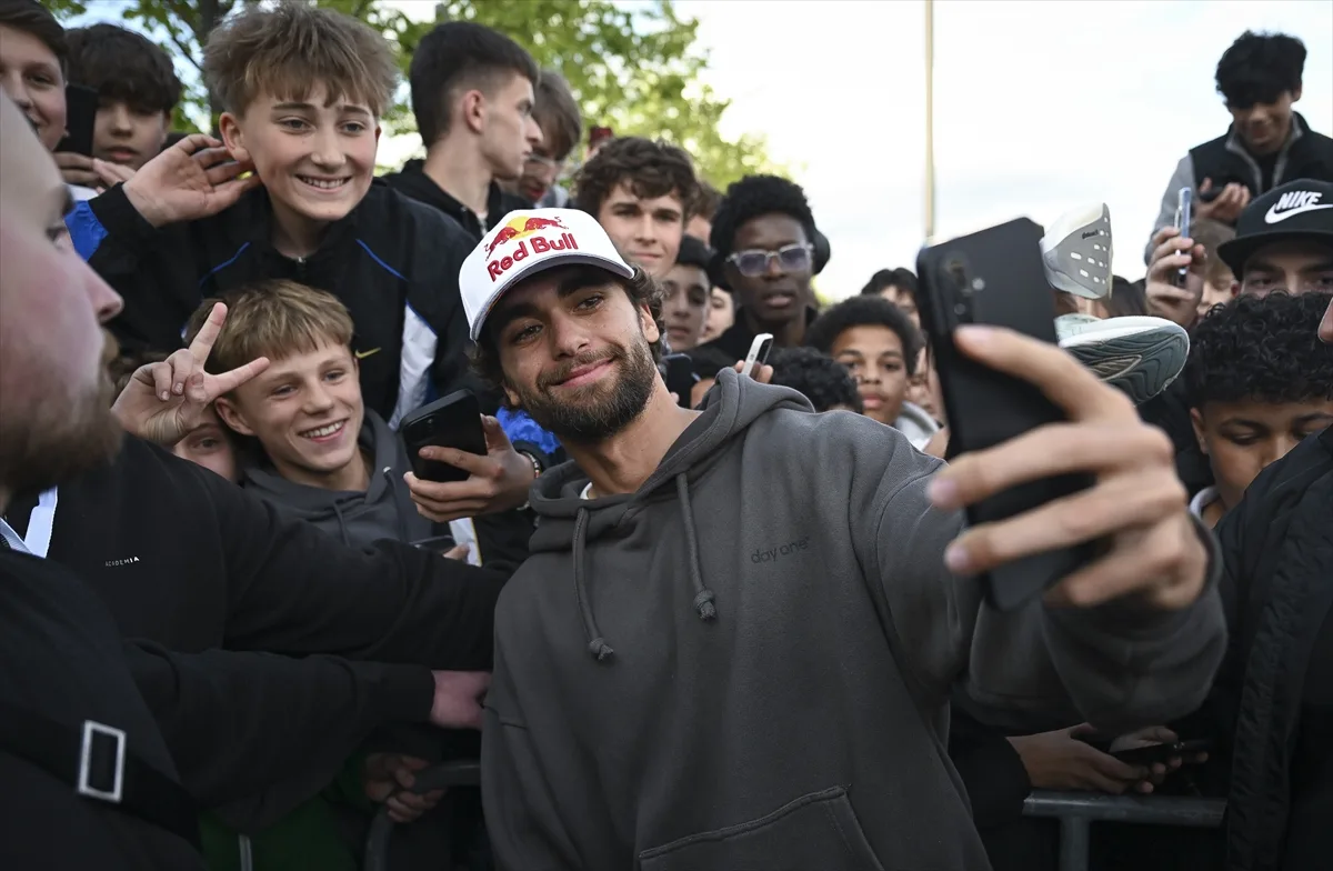 Arda Saatçi Berlin’de Kahraman Gibi Karşılandı