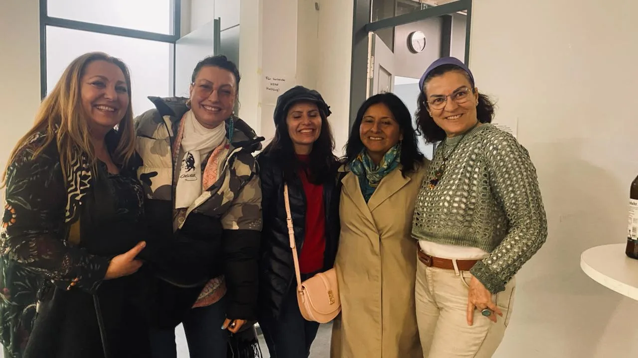 Berlin’de Feminist Tiyatrodan Güçlü Mesaj