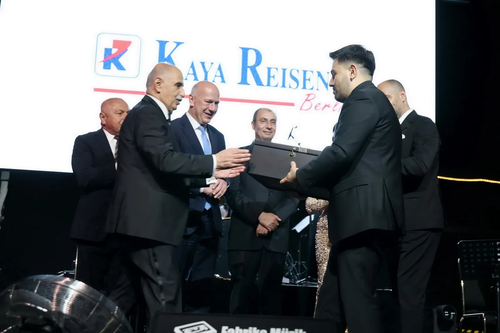 TDU 30. Kuruluş Yılını Muhteşem Bir Balo İle Kutladı