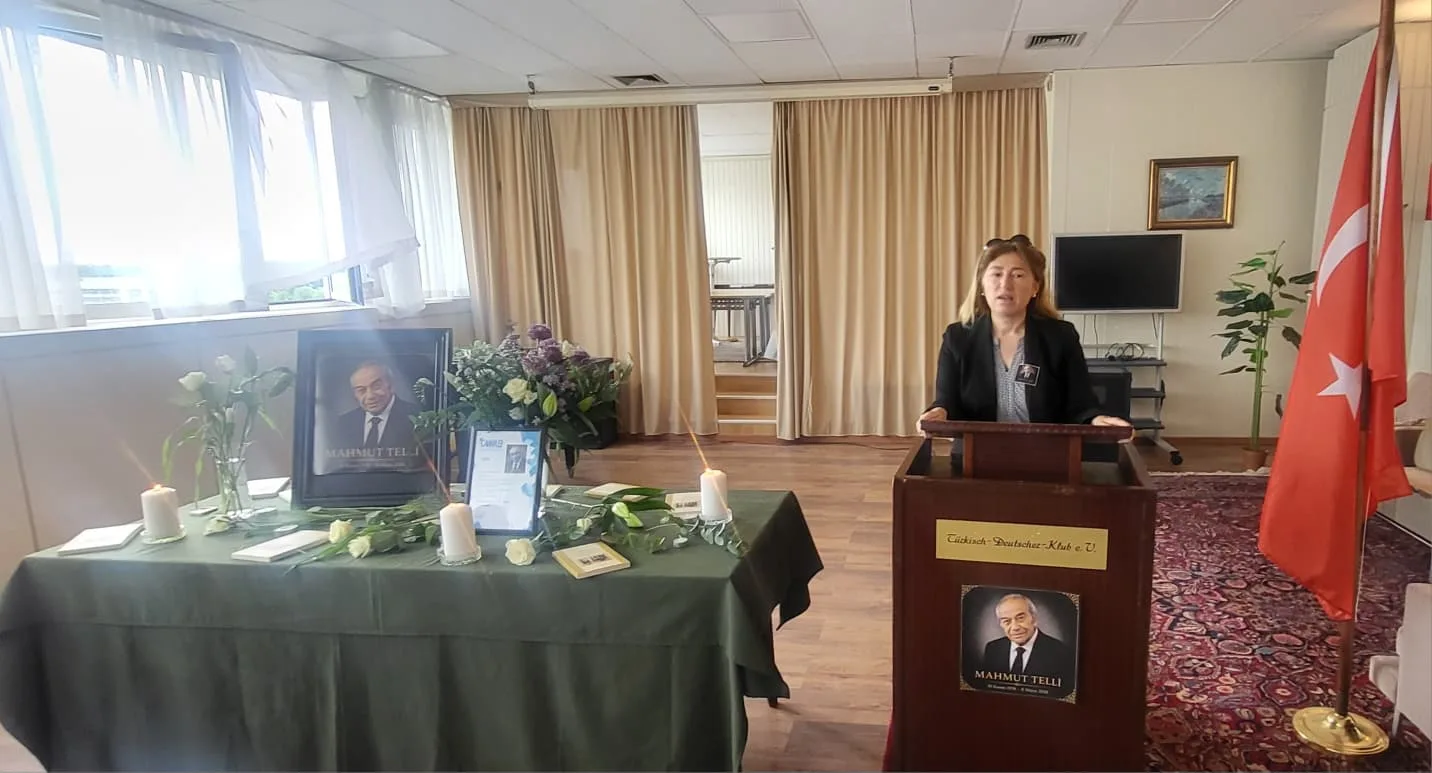 Frankfurt’ta Mahmut Telli’ye Duygu Dolu Veda