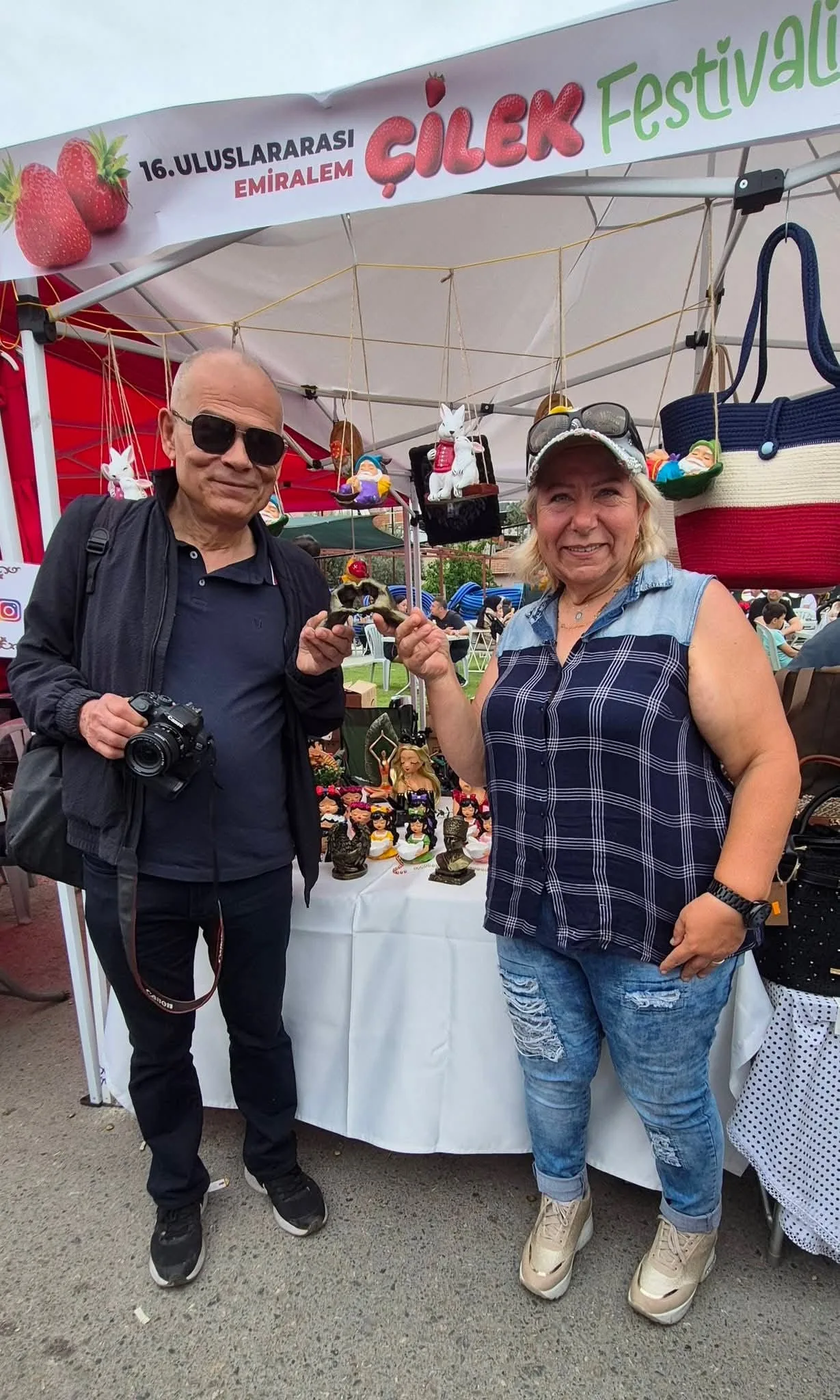 Menemen Emiralem Çilek Festivali Gönülleri Fethetti