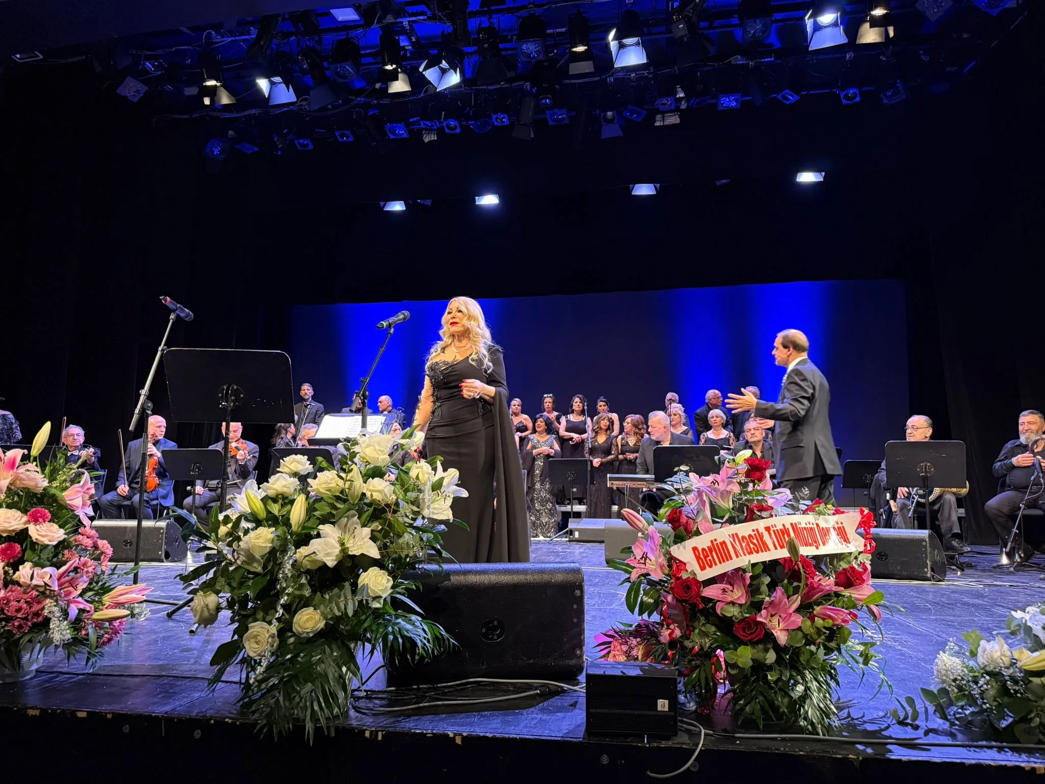 Berlin’de Türk Sanat Müziği Korosundan 25. Yıla Yakışan Muhteşem Konser