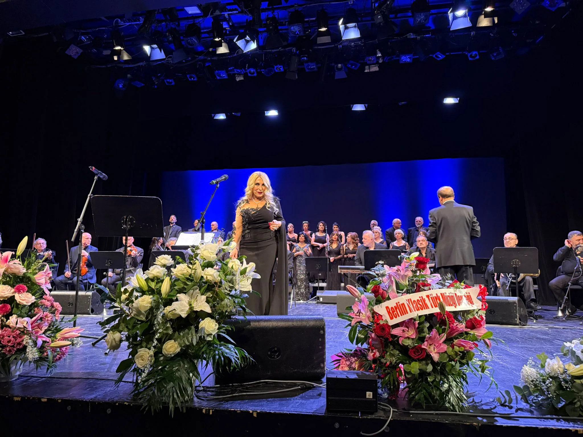 Berlin’de Türk Sanat Müziği Korosundan 25. Yıla Yakışan Muhteşem Konser