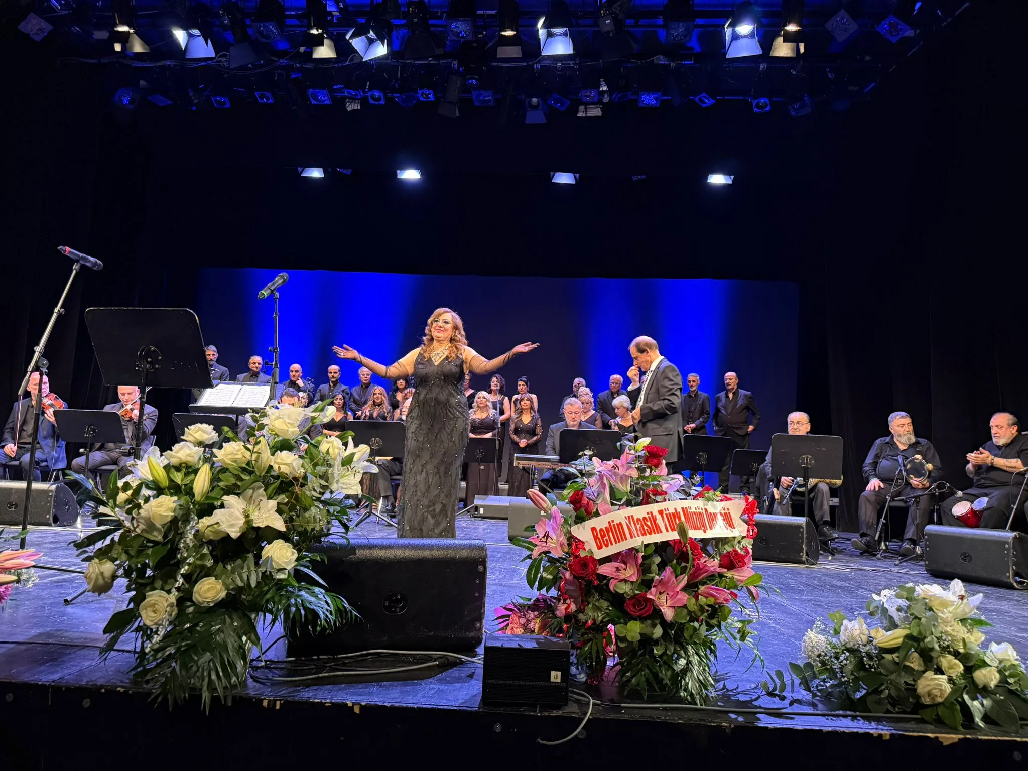 Berlin’de Türk Sanat Müziği Korosundan 25. Yıla Yakışan Muhteşem Konser