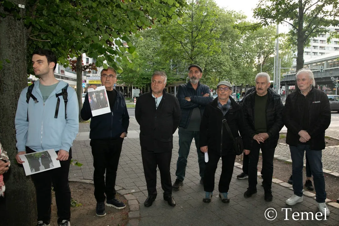 Berlinli CHP’lilerden “Mutlak Butlan” Protestosu