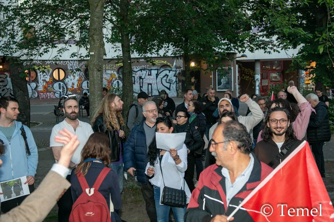 Berlinli CHP’lilerden “Mutlak Butlan” Protestosu