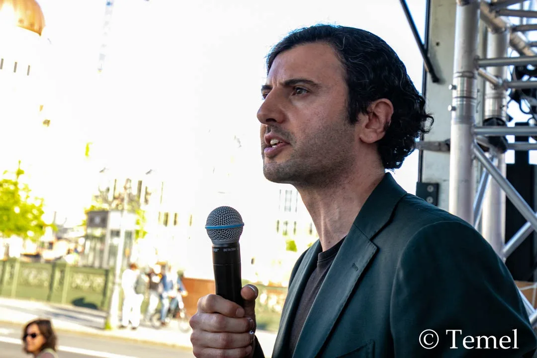 Berlin’de “Mutlak Butlana Karşı Demokrasi Yürüyüşü”ne Yoğun Katılım