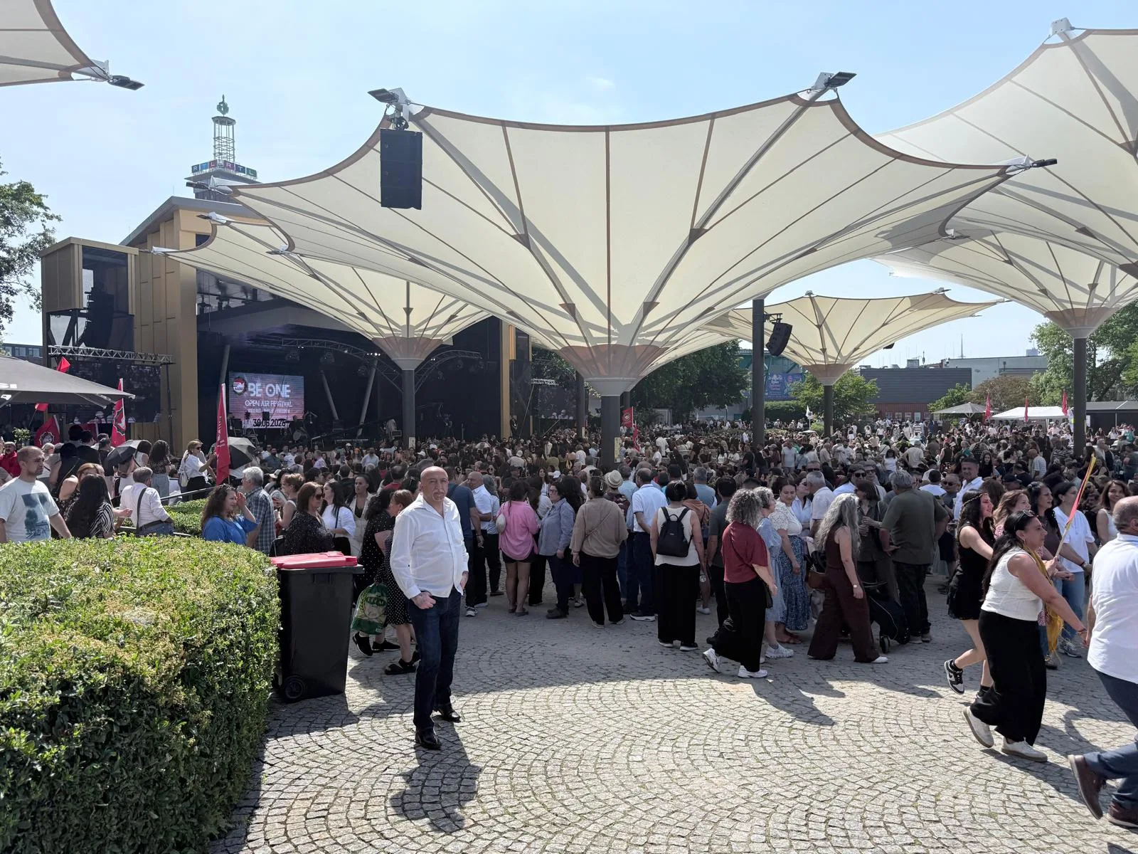 Alevi Kültür Festivali’nde Merdan Yanardağ ve İsmail Arı ile Dayanışma Mesajı
