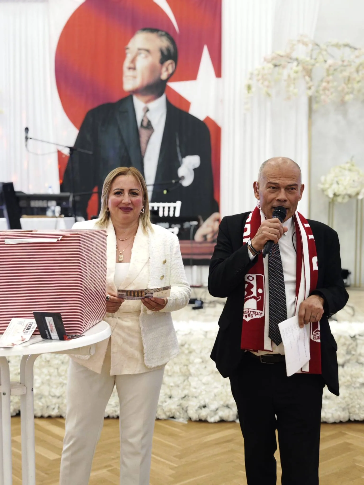 Hamburg’da Balıkesir Rüzgarı Esti