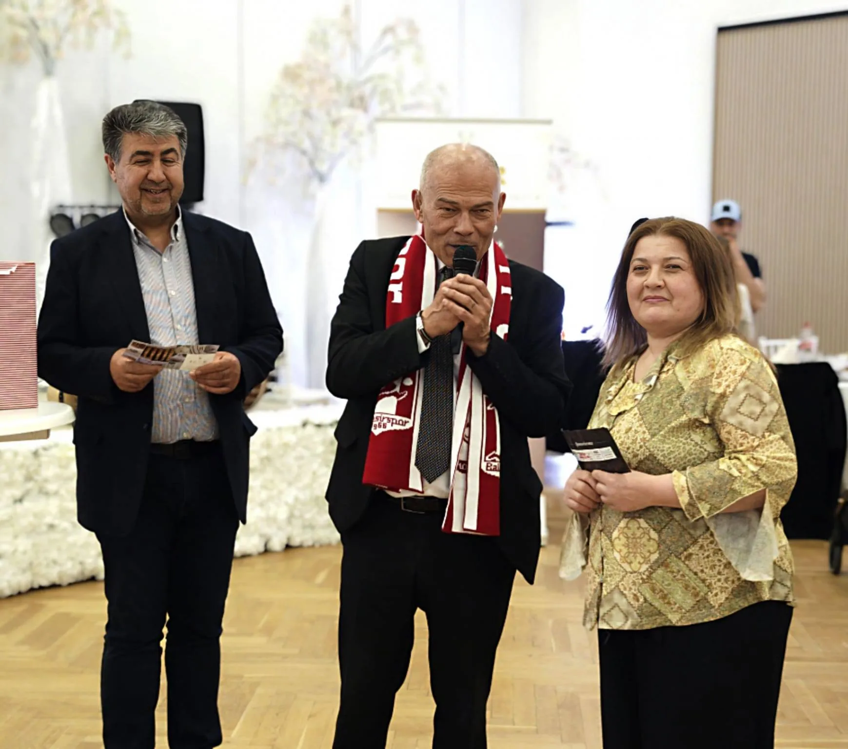 Hamburg’da Balıkesir Rüzgarı Esti