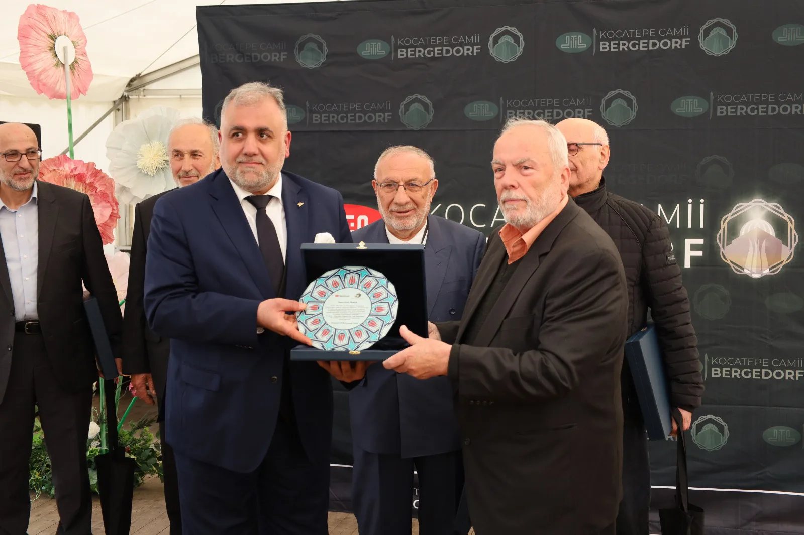 Bergedorf Kocatepe Camii’nde 40. Yıl Coşkusu