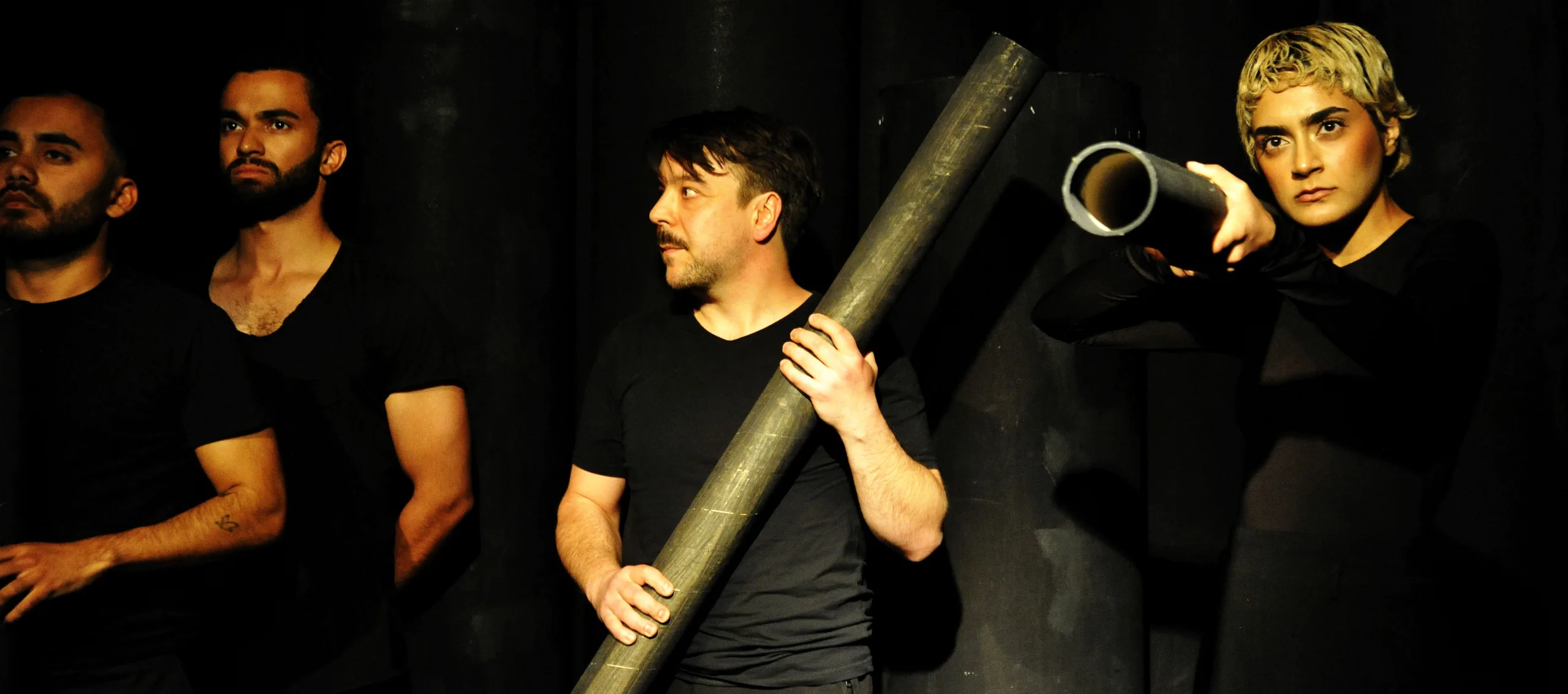 9.Tiyatro Köprüsü Festivali Hamburg’da Savaş Karşıtı Oyunla Başladı