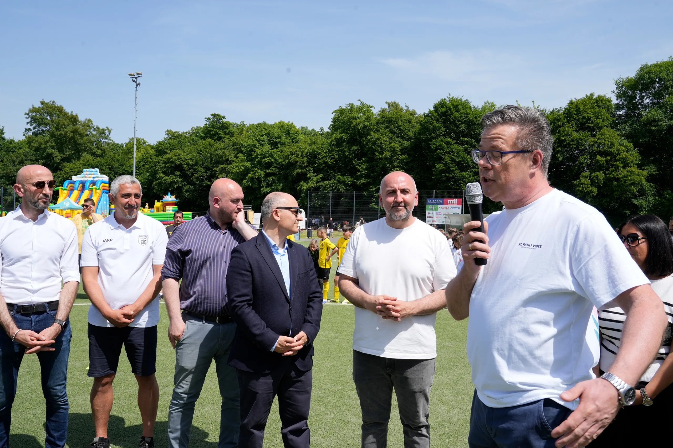 Essen Başkonsolosluğu’nun 60. Yıl Futbol Turnuvası Coşkuyla Başladı