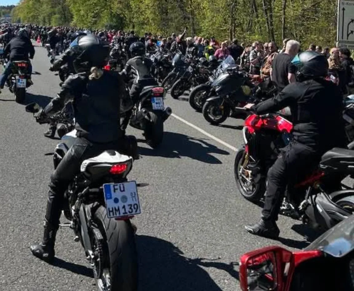 Binlerce motosikletçi Nürnberg’de buluştu