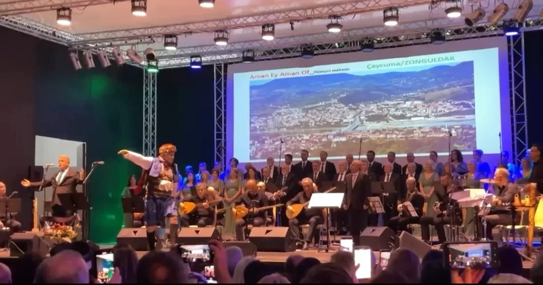 Essen’de Birlik Korosu’ndan Muhteşem Halk Müziği Konseri