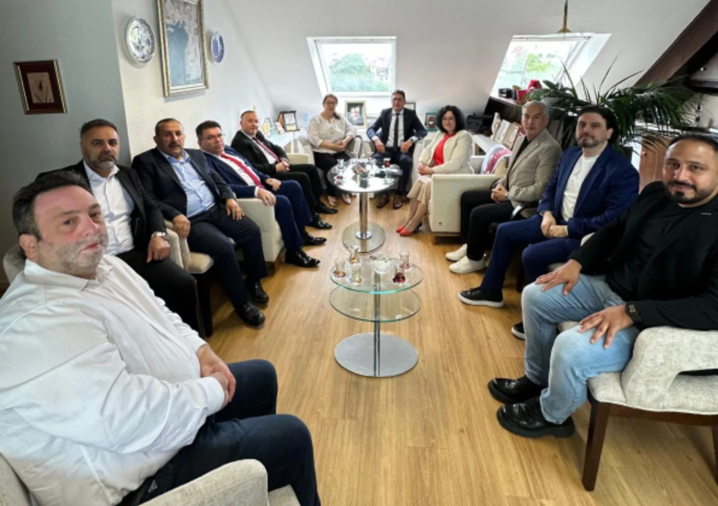 MÜSİAD Nürnberg’den Başkonsolos Cebeci’ye Nezaket Ziyareti