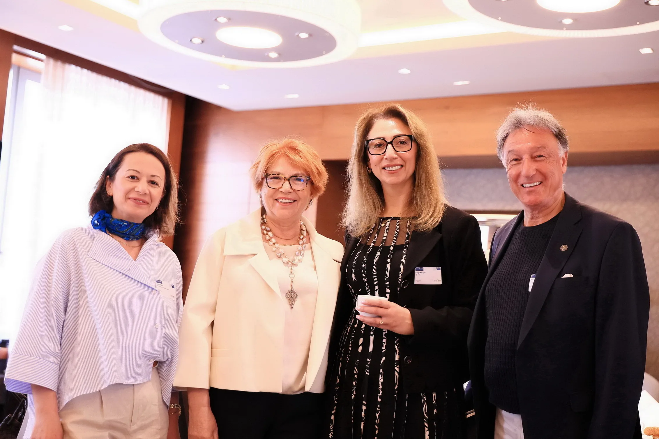 Berlin’de Kadın Liderliği Zirvesi
