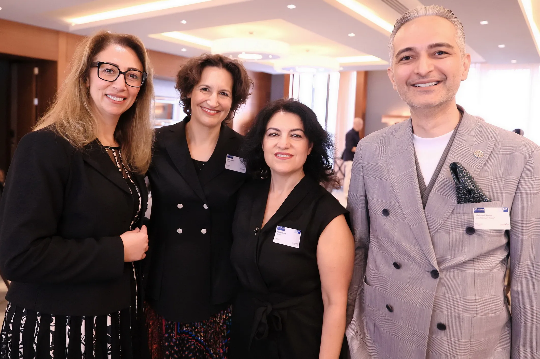Berlin’de Kadın Liderliği Zirvesi