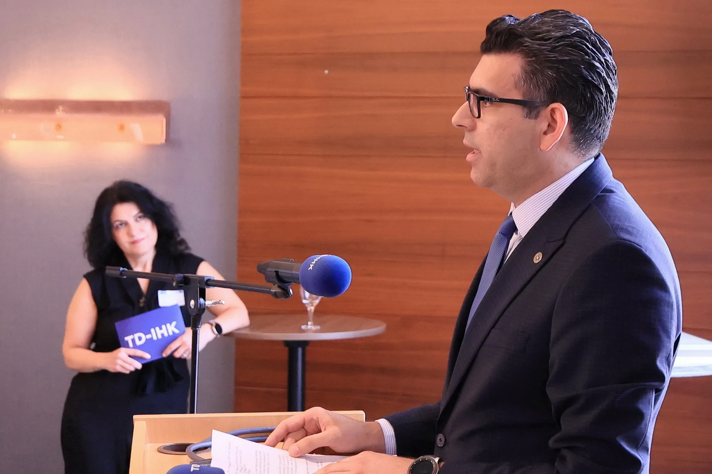 Berlin’de Kadın Liderliği Zirvesi