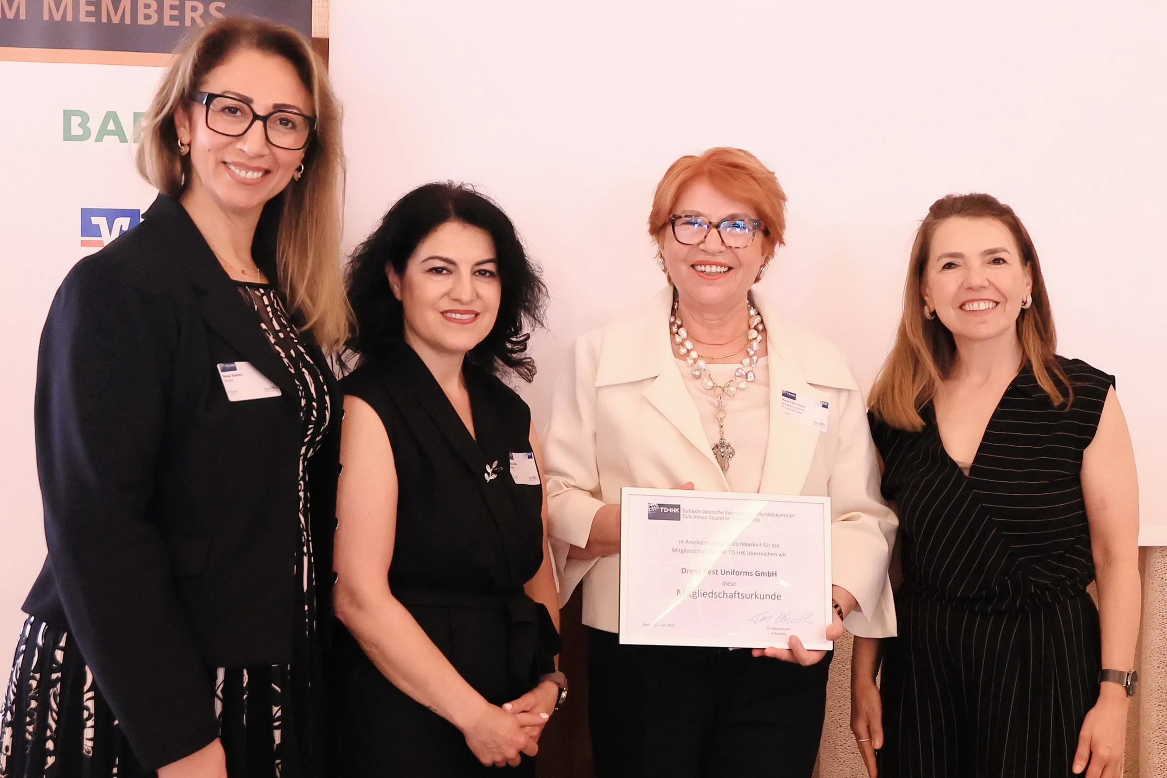 Berlin’de Kadın Liderliği Zirvesi