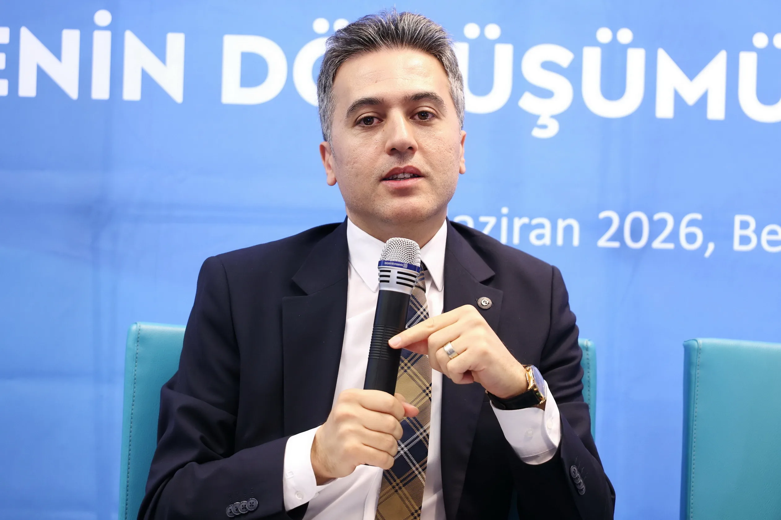 Göçün 65. Yılında Türk Ailesinin Dönüşümü Berlin’de Masaya Yatırıldı