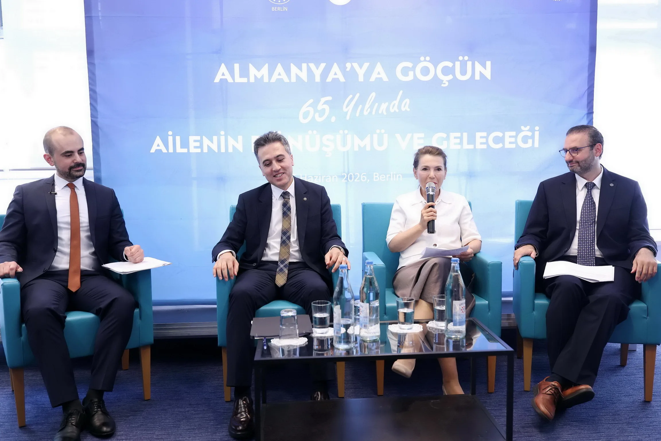 Göçün 65. Yılında Türk Ailesinin Dönüşümü Berlin’de Masaya Yatırıldı