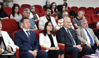1926 Bakü Türkoloji Kurultayı Vizyonu ve Türk Akademisi