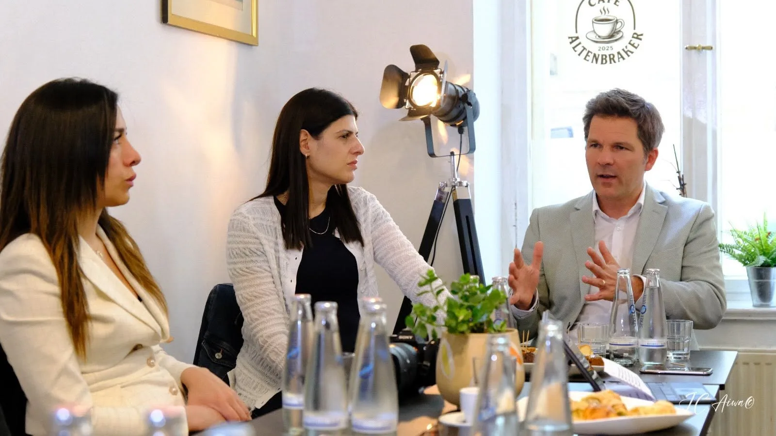 Steffen Krach: “Yüksek gelir grupları topluma daha fazla katkı sunmalı”