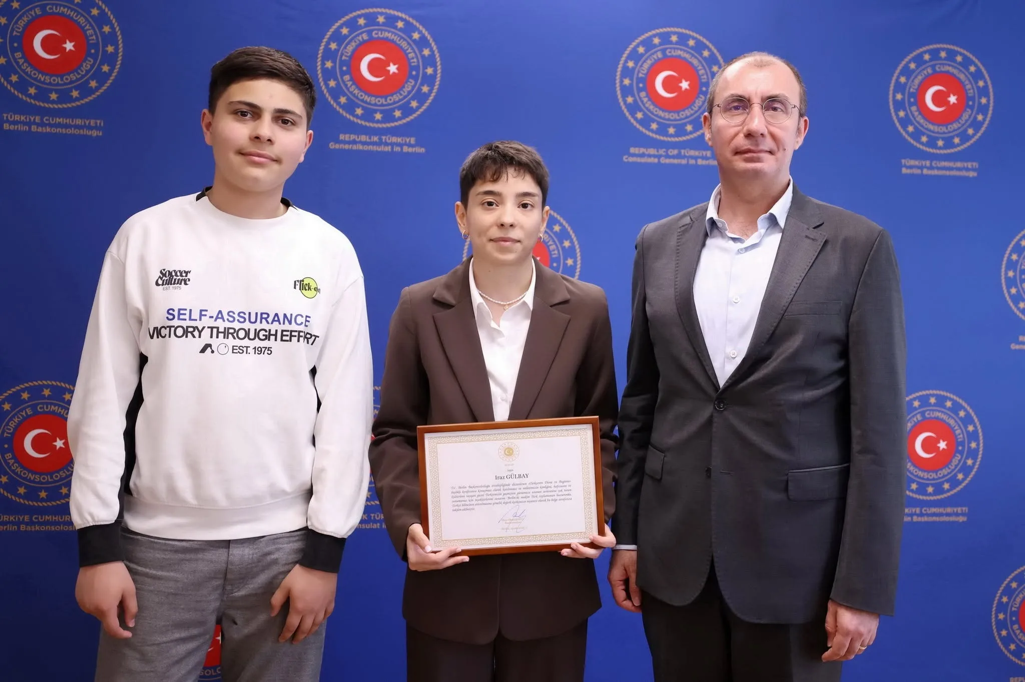 Türkolog Iraz Gülbay:“Dil, varlığın evidir”