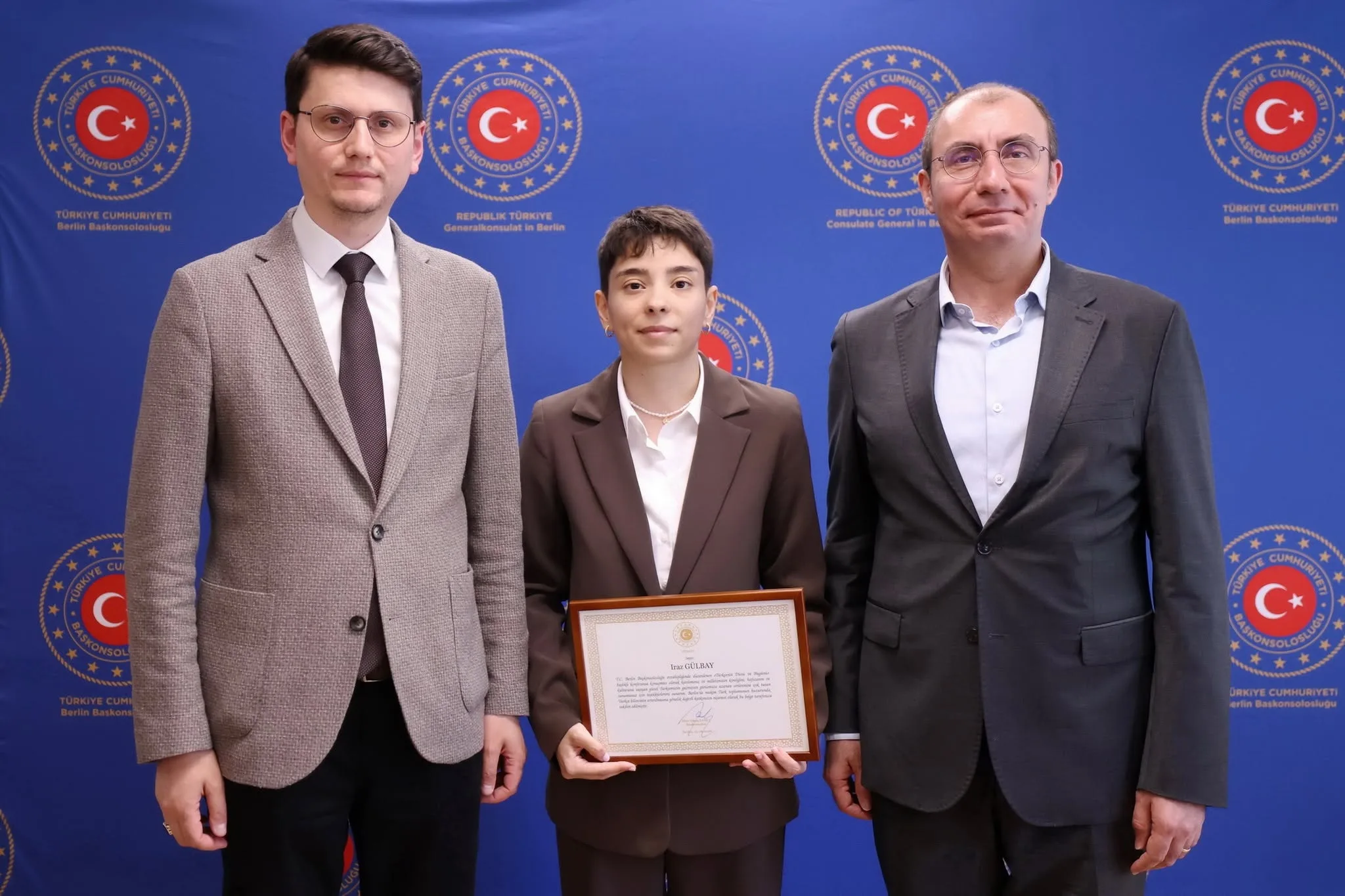 Türkolog Iraz Gülbay:“Dil, varlığın evidir”