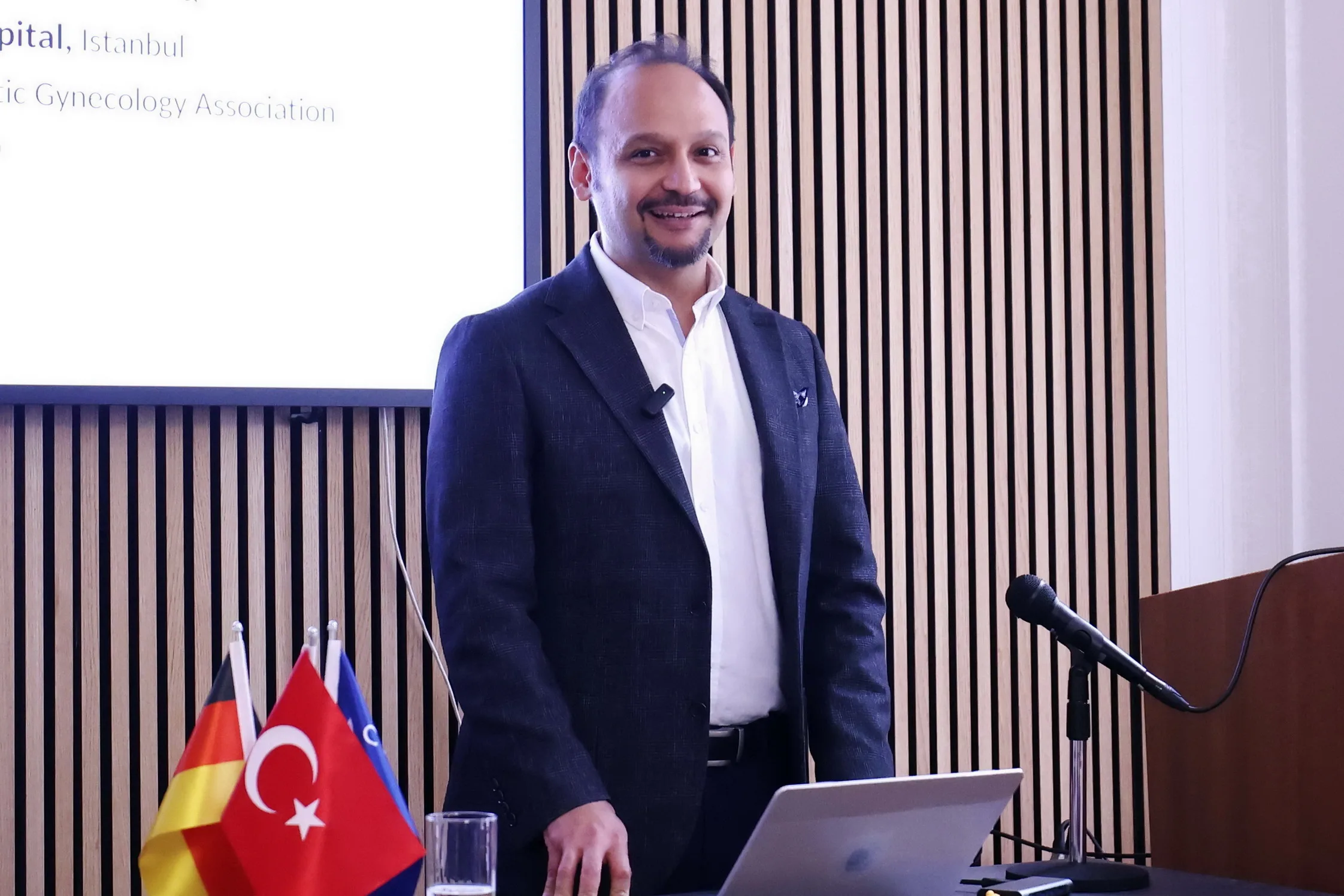 Berlin’de Kadın Sağlığı Paneline Yoğun İlgi