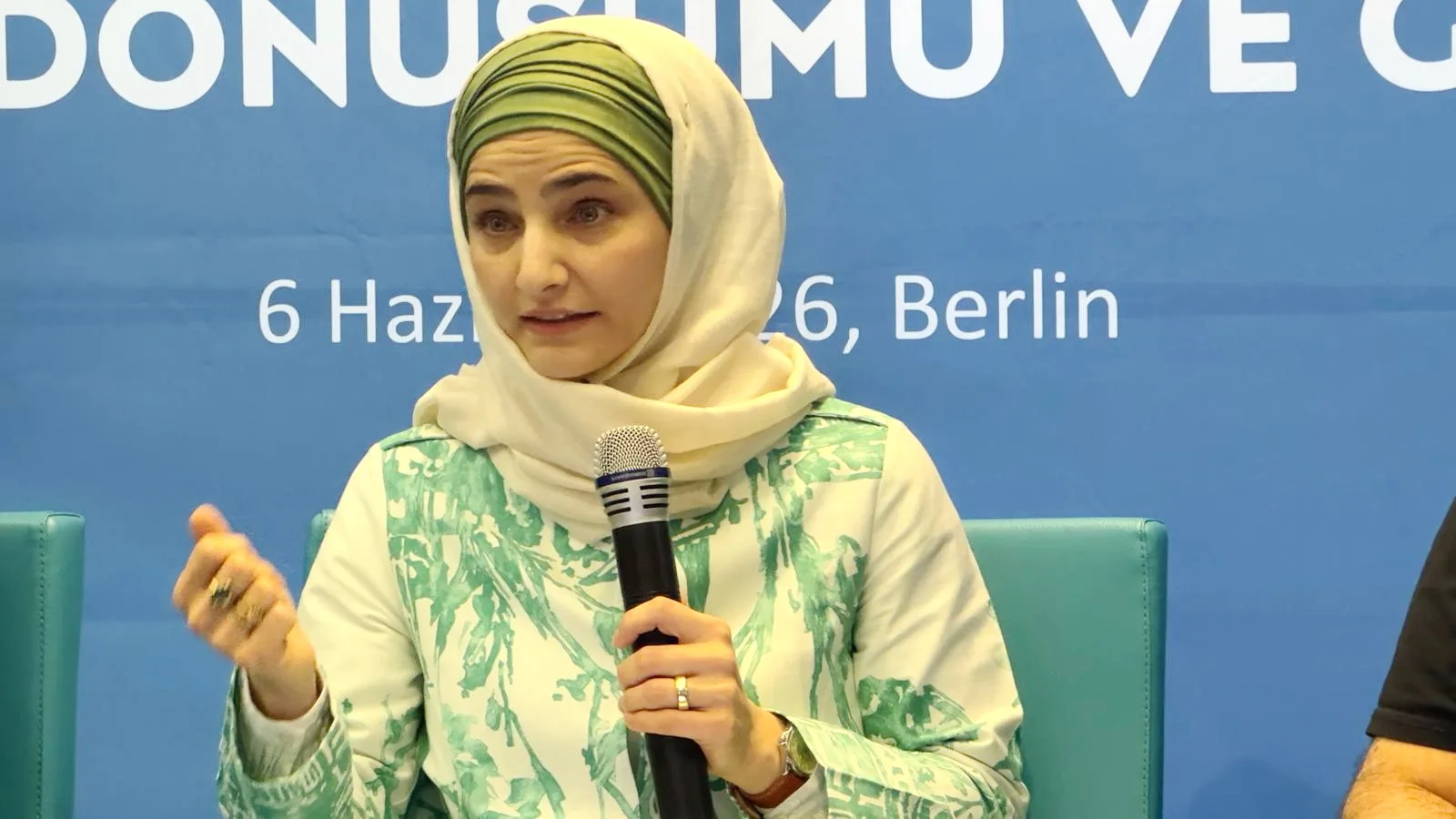 Göçün 65. Yılında Türk Ailesinin Dönüşümü Berlin’de Masaya Yatırıldı