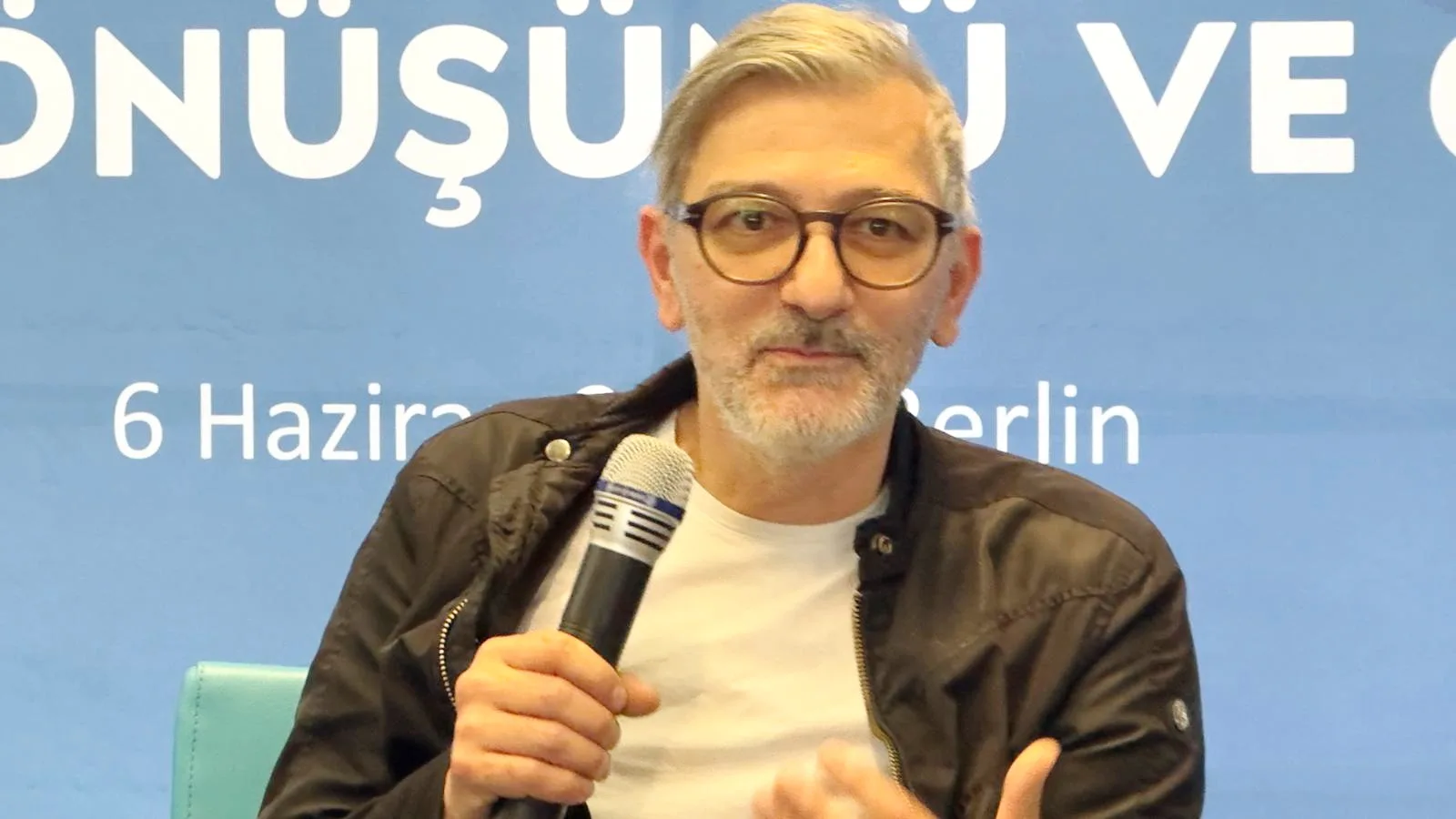 Göçün 65. Yılında Türk Ailesinin Dönüşümü Berlin’de Masaya Yatırıldı