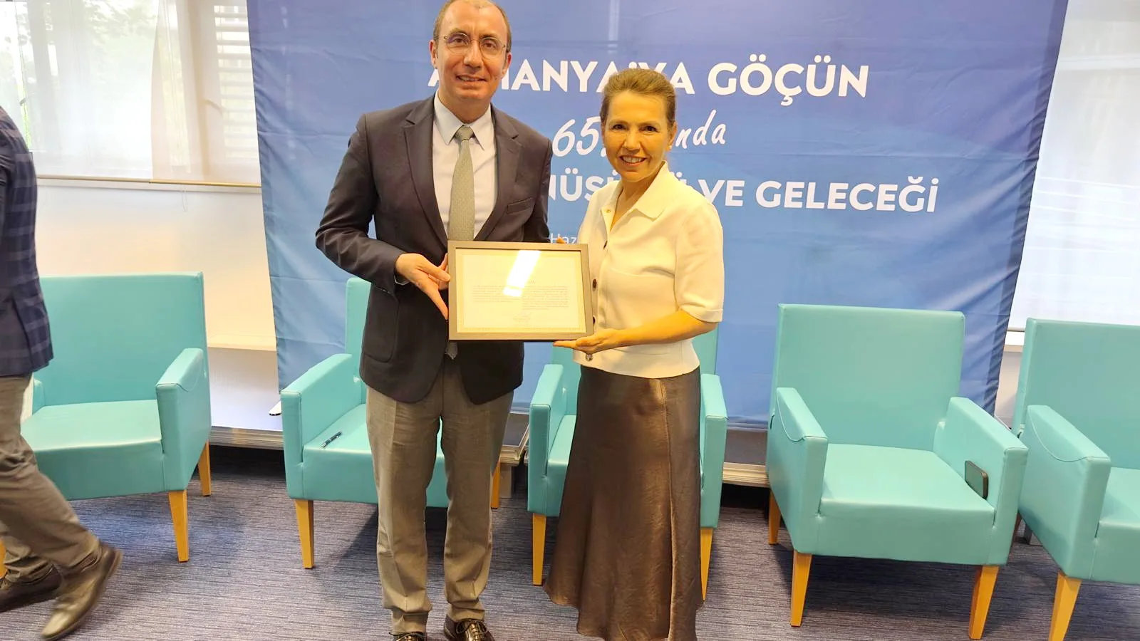 Göçün 65. Yılında Türk Ailesinin Dönüşümü Berlin’de Masaya Yatırıldı