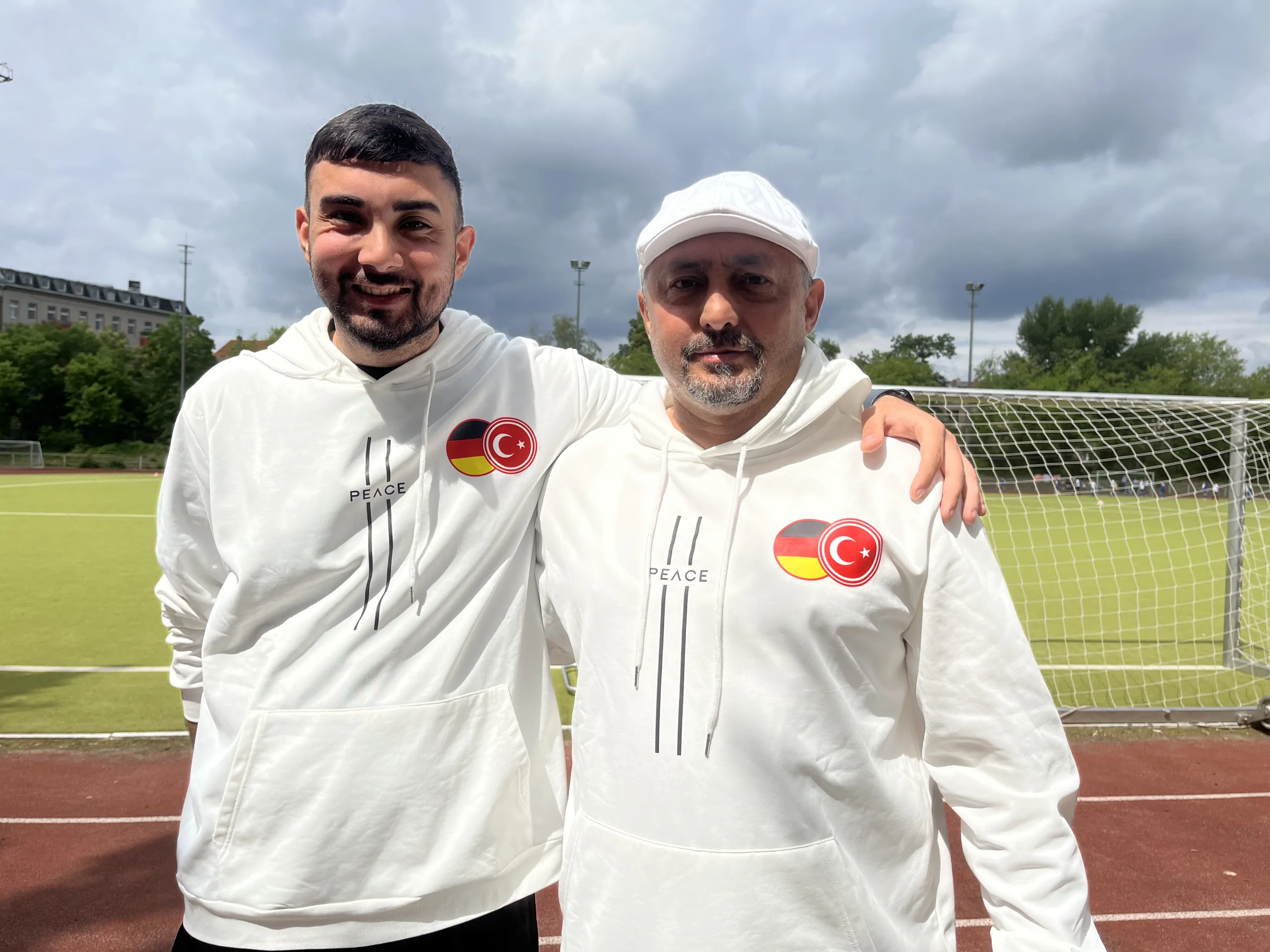 Berlin Aziz Nesin İlkokulu’ndan Çifte Spor Başarısı