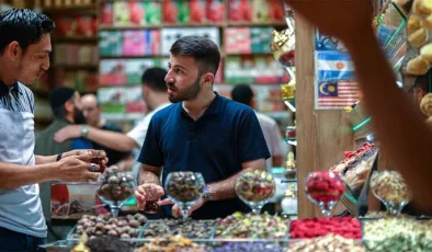 400 yıldır İstanbul ticaretinin simgesi olmayı sürdürüyor