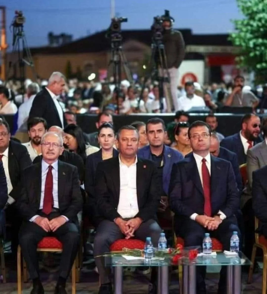CHP'DE KURULTAY SAVAŞI: KAZANAN KİM, KAYBEDEN KİM?