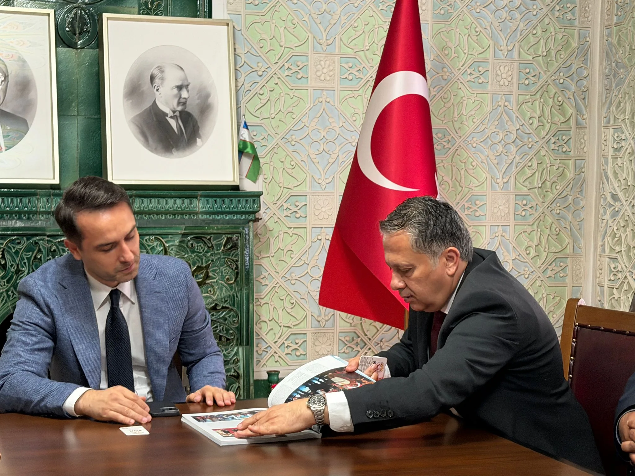 Özbekistan’da KGK Heyetine Yoğun İlgi