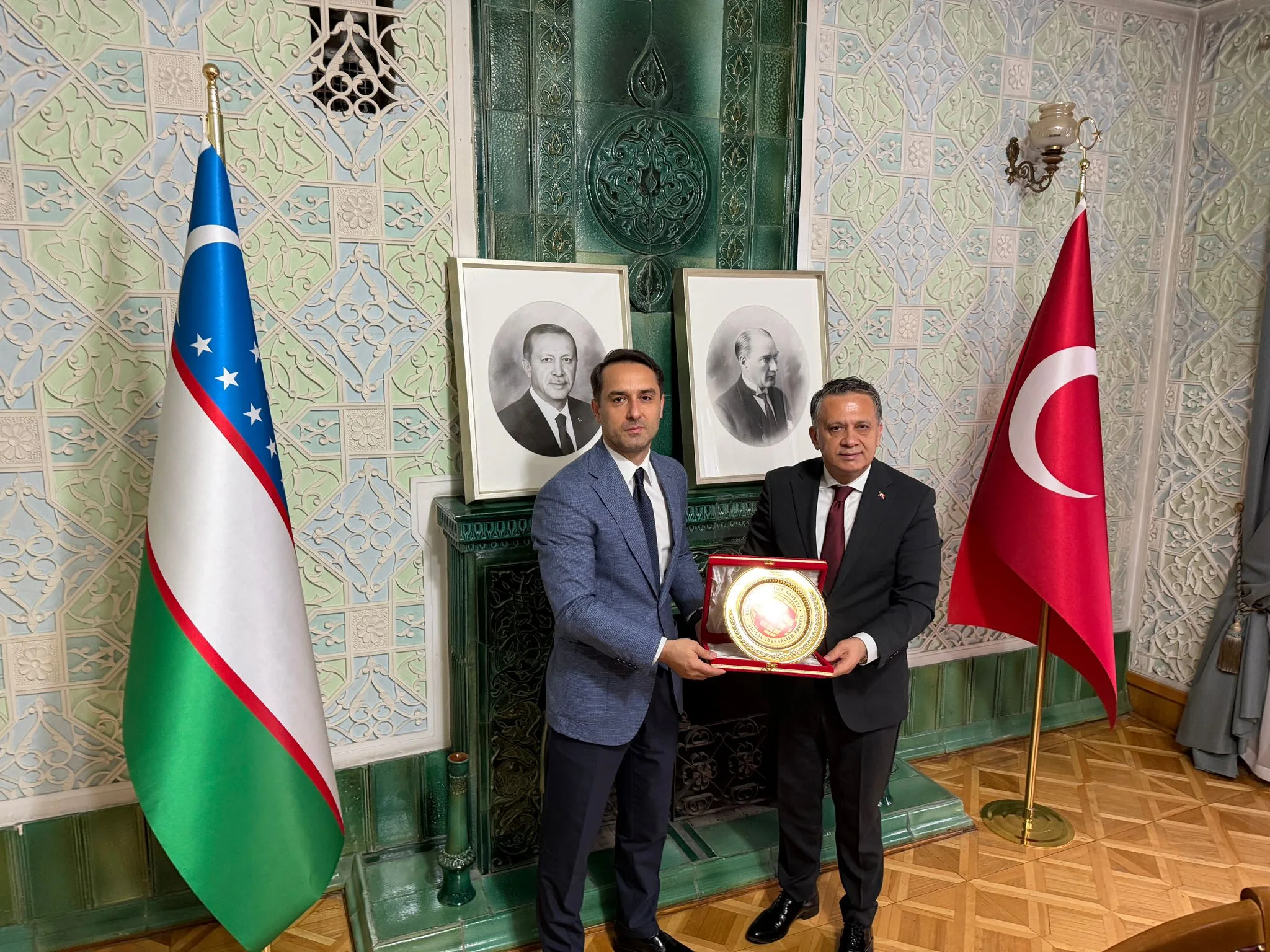 Özbekistan’da KGK Heyetine Yoğun İlgi