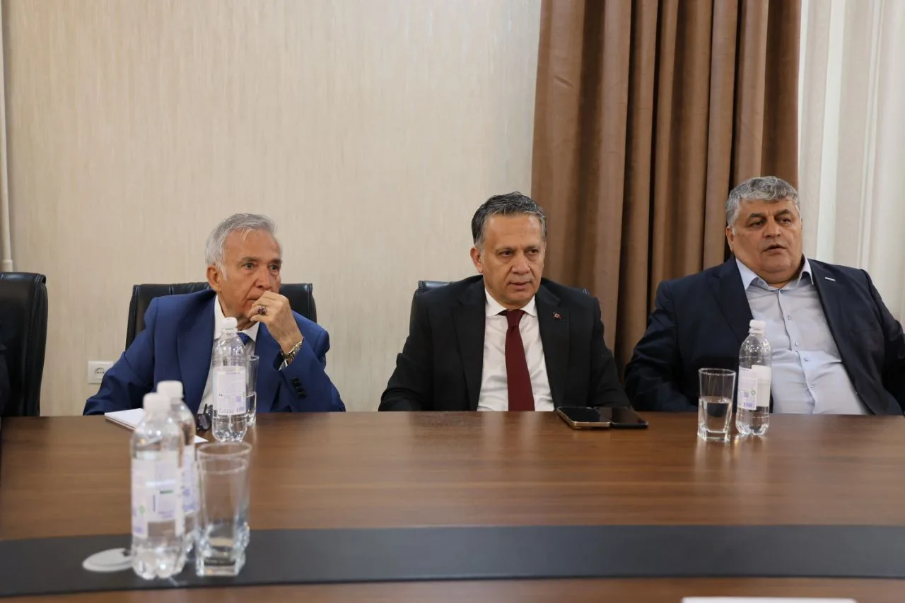 Özbekistan’da KGK Heyetine Yoğun İlgi