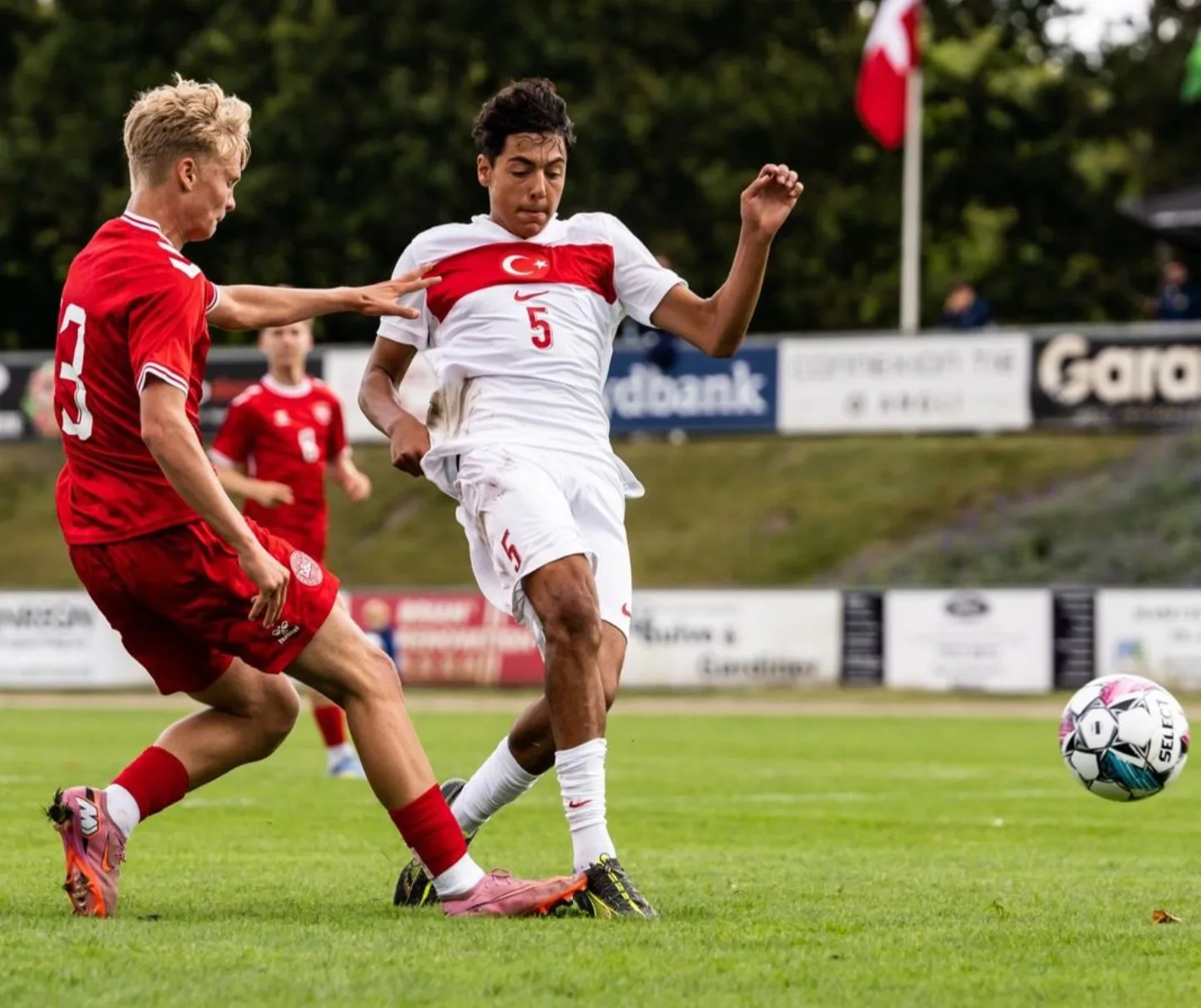 Nürnberg’in Gururu Mert Çetin