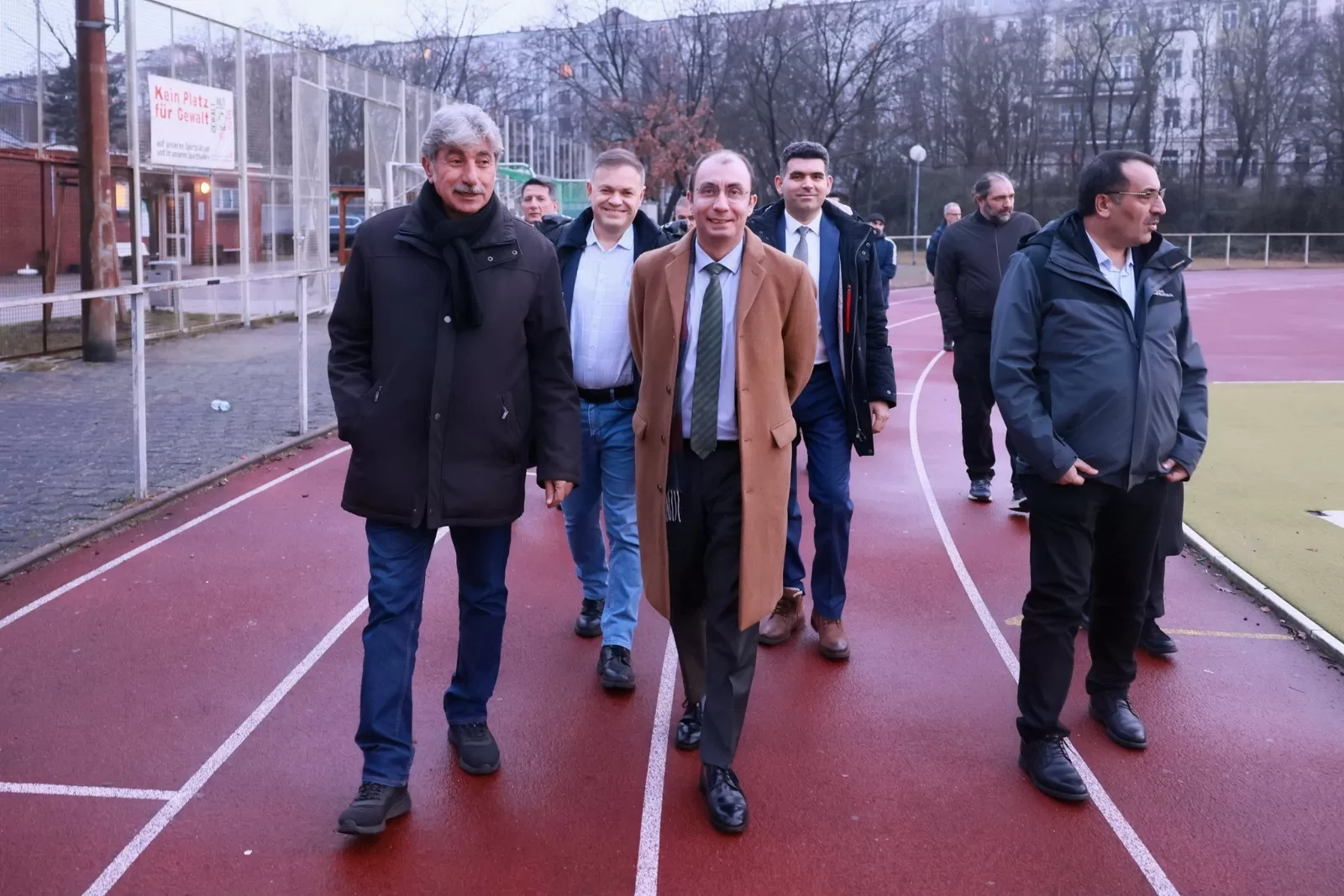 Başkonsolos Şanlı Berlin Türkiyemspor’u ziyaret etti