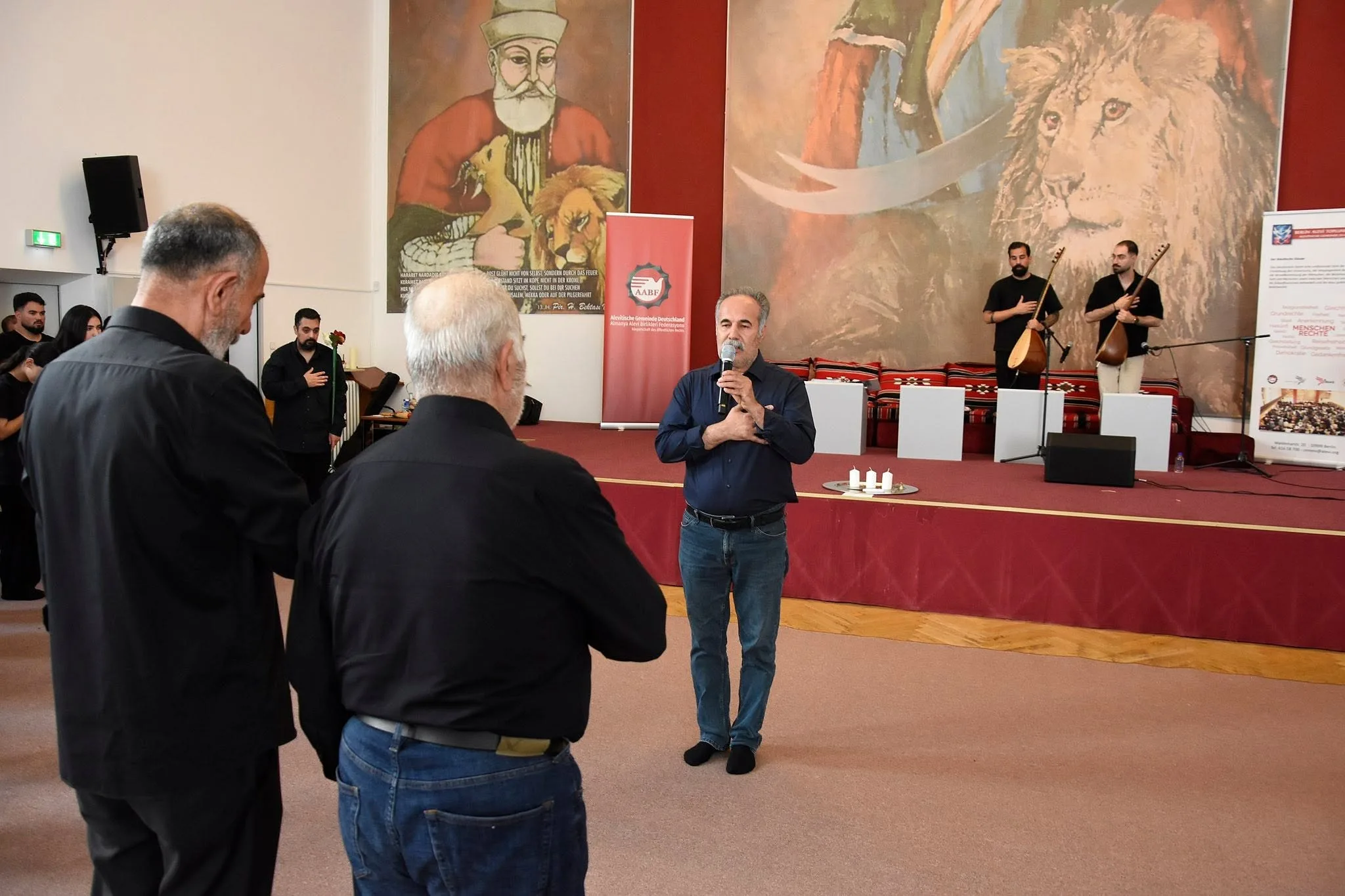 Berlin’de Muharrem Ayı, Aşure Lokması ve Cem Erkanıyla Tamamlandı