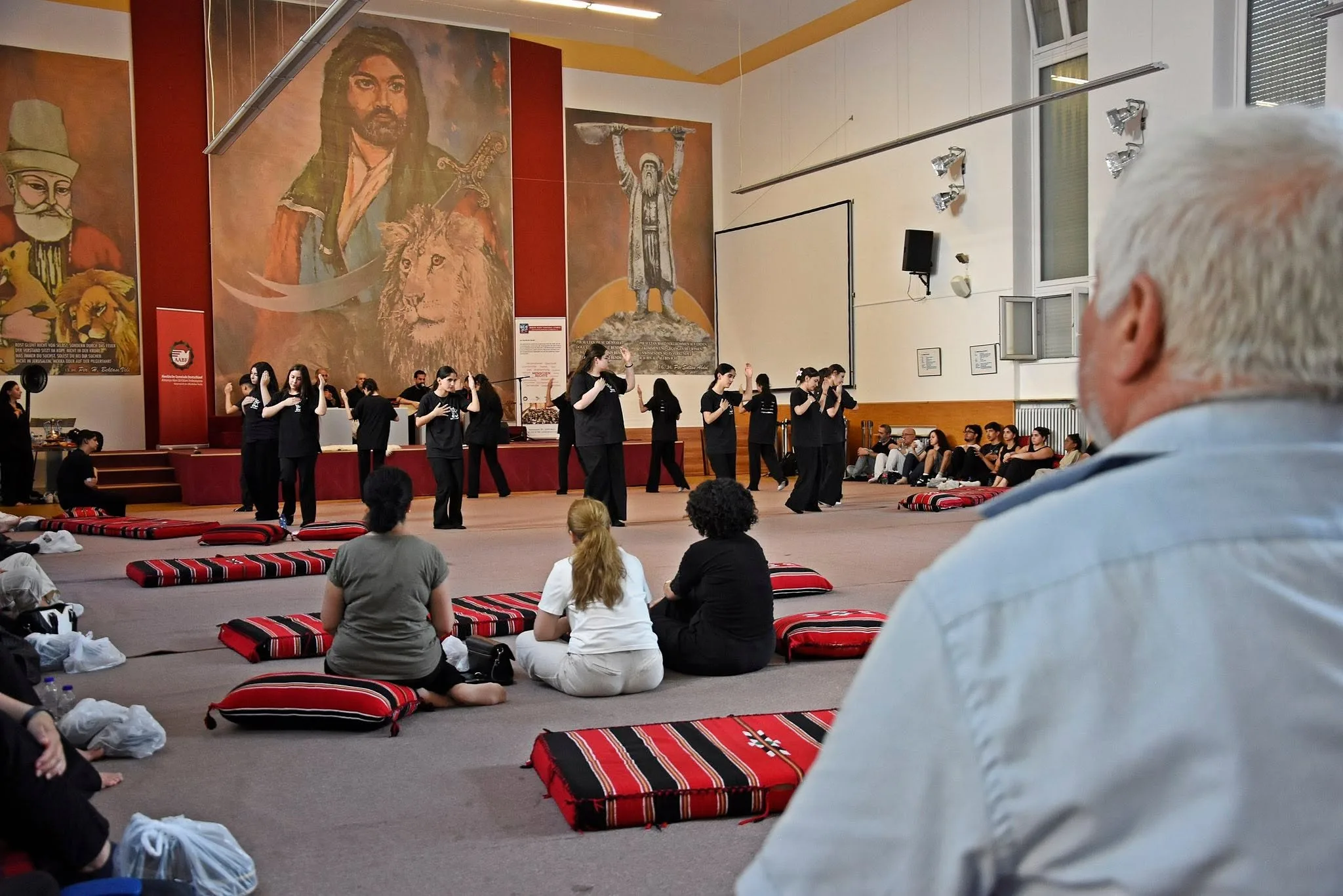 Berlin’de Muharrem Ayı, Aşure Lokması ve Cem Erkanıyla Tamamlandı