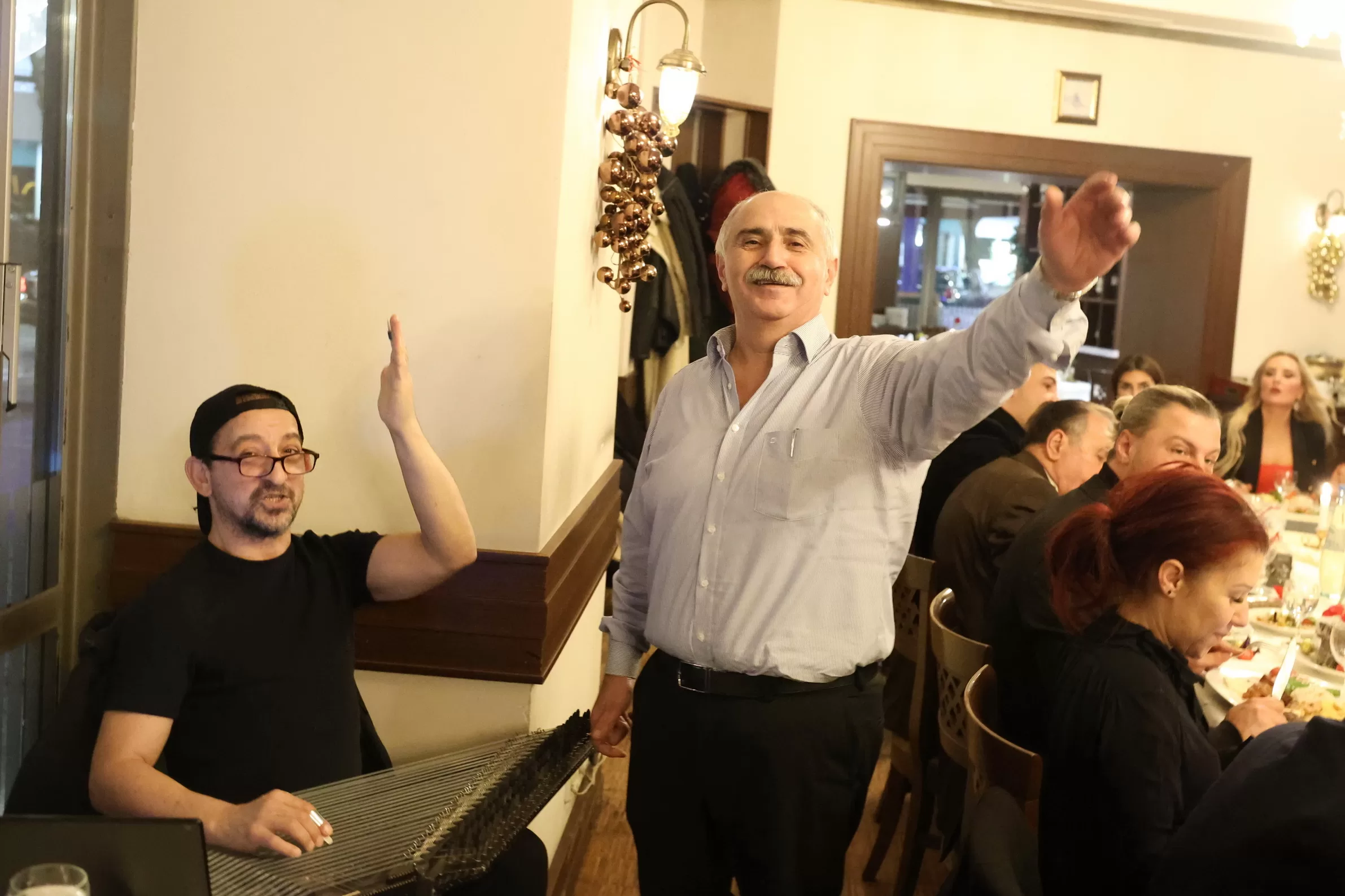 TDU 2023’e veda yemeğinde Tuğra Restoran’da buluştu