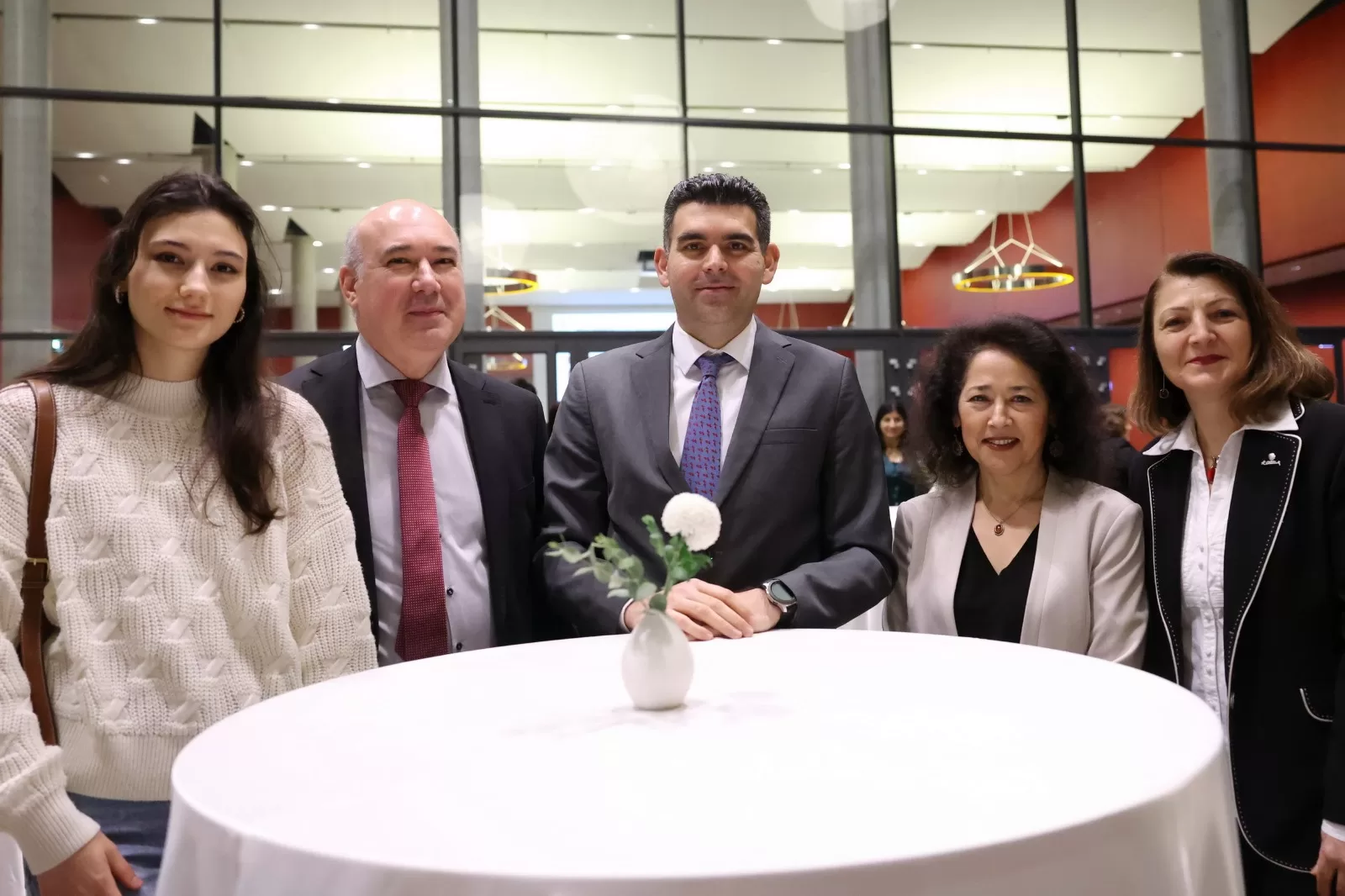 ‘24 Kasım Öğretmenler Günü’ Berlin Büyükelçiliği’nde anlamlı bir törenle kutlandı